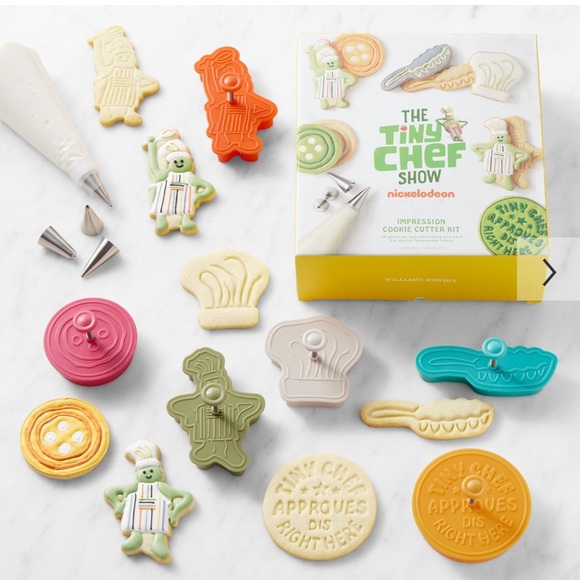 Williams Sonoma Other - Williams Sonoma Tiny Chef Impression Cookie Cutter Kit - NEW IN BOX